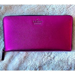 KATE SPADE | Pink Metallic Zipper Wallet